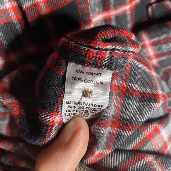 Field & Stream Plaid Flannel Button Down Shirt Size XL Long Sleeve Red - Picture 4 of 6